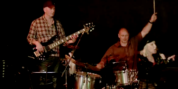 Claude Corticchiato (Basse), Olivier Benty (Batterie) & Dany Vallord